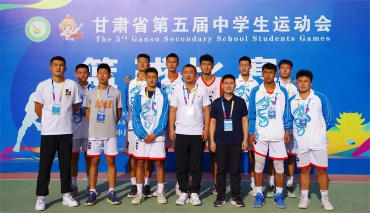 借助线上篮球训练平台在家也能追逐梦想_0